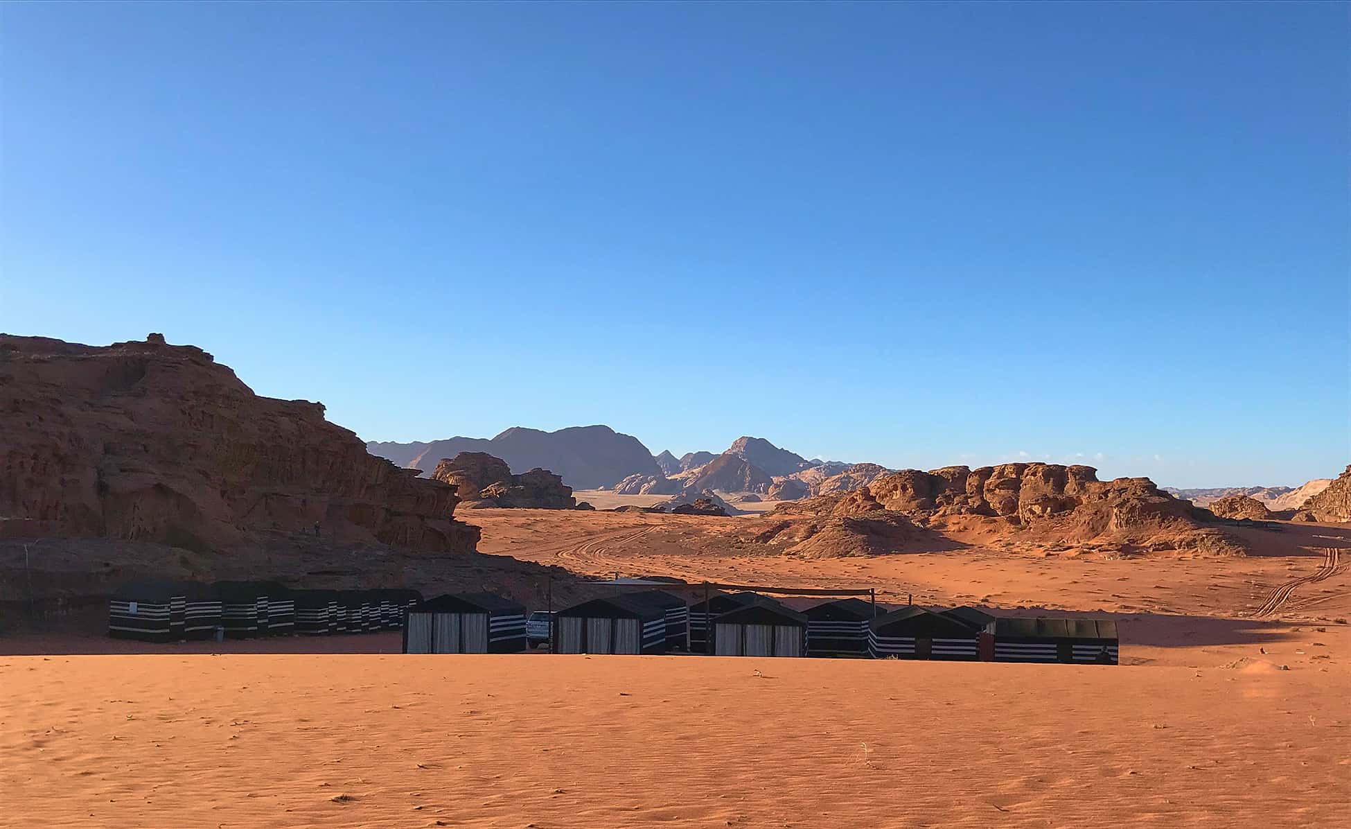 wadi rum tours with overnight stay