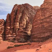 jeep tours to Jebel Burdah and Um Fruth rock bridges